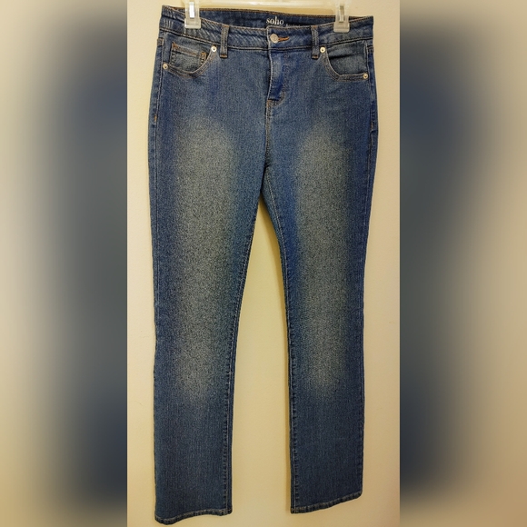 NEW YORK & COMPANY SOHO BOOT CUT JEANS - LIGHT WASH - Picture 1 of 3